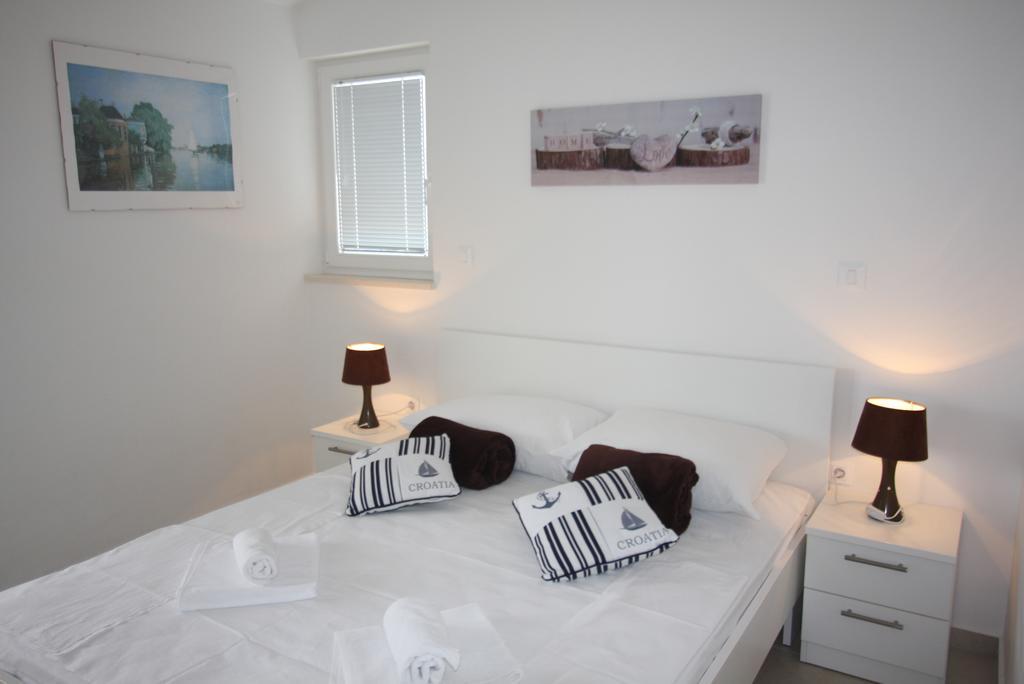 Mimice Bay Apartments Екстер'єр фото